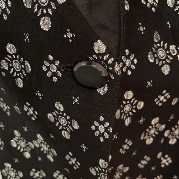 Armani Collezioni blazer size 8 cropped - Picture 5 of 11